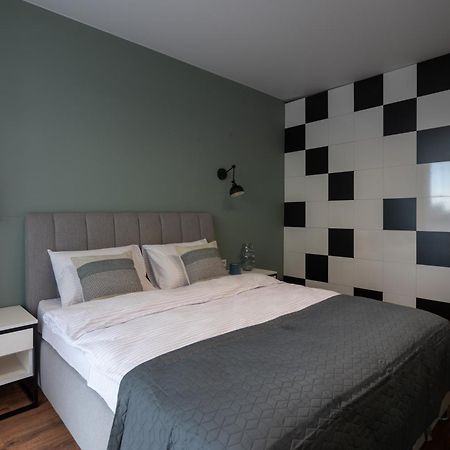 Lux Apartment Avalon Lviv Extérieur photo